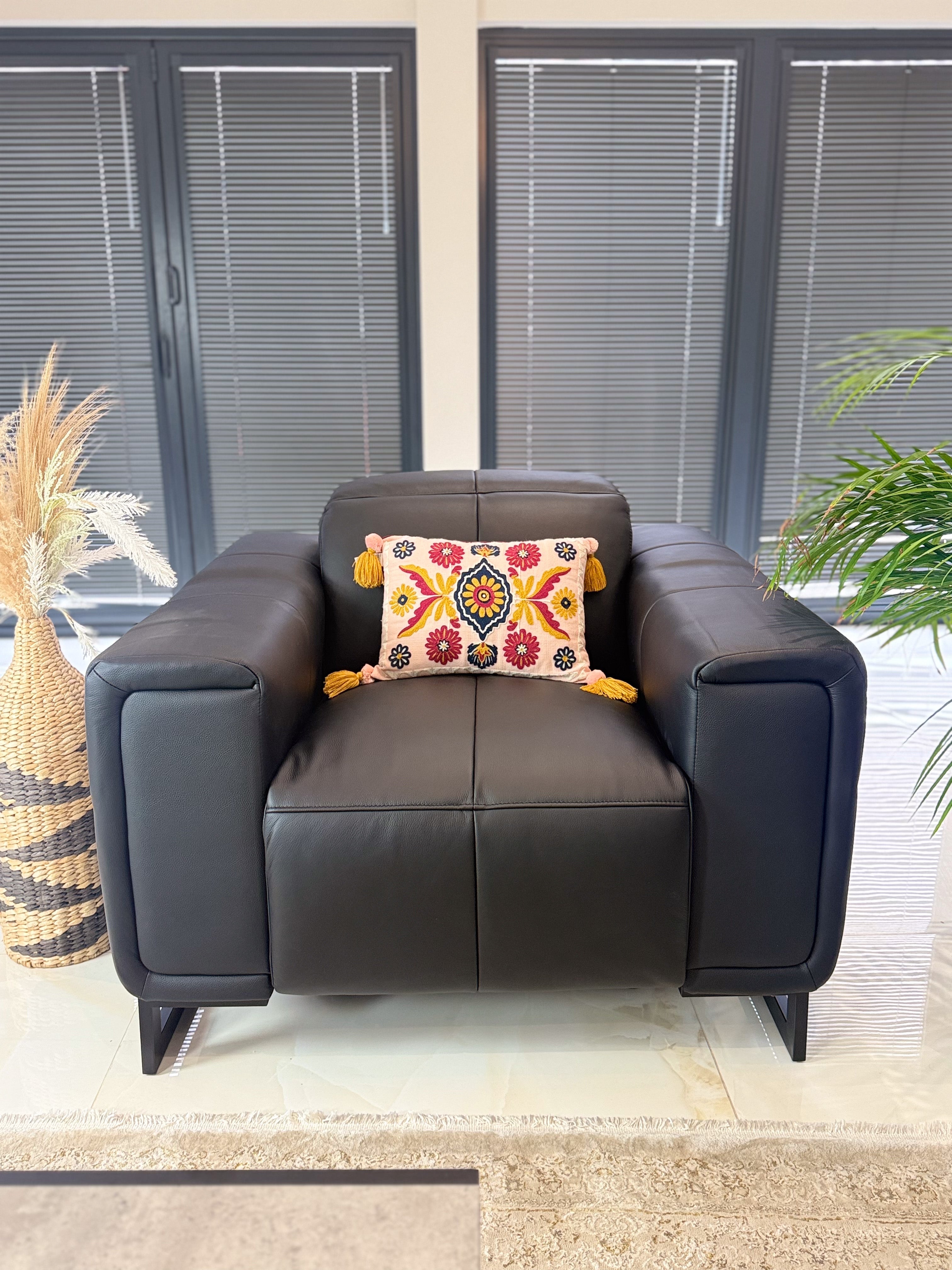 Richmond Electric Recliner Sofa Black Armchair
